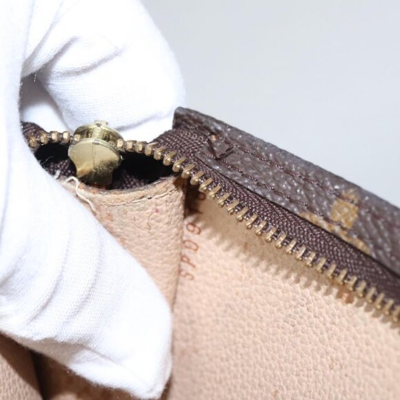 LOUIS VUITTON Monogram Bucket GM Accessory Pouch - Picture 16 of 16